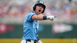UNC baseball bounces back, tops Oklahoma to force Monday night NCAA title game