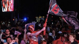 Is Raleigh a Hockey Town? After two Stanley Cups, city claims major-league status