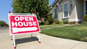Americans face homebuying decision as mortgage rates stay high
