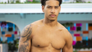 Love Island's Corbin Feels 'So Horny' After 'Wet' Makeout With Bombshell