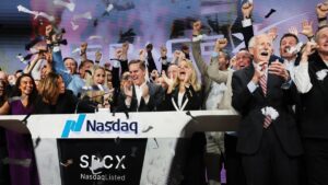 Veteran hedge fund manager Doug Kass says he plans to short SpaceX after record IPO debut