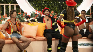 Love Island USA's Zach Lies to Kayda About Alannah Getting Removed