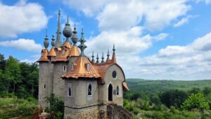 An NC castle, a failed romance and a lawsuit that ended in a draw. What happened?