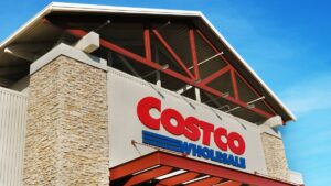 Top Bernstein analyst has optimistic Costco stock outlook for 2026