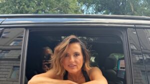 Mariska Hargitay Debuts 'Cool Girl' Bob for Taylor Swift's MSG Wedding