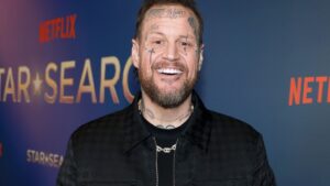 Jelly Roll Compares Over-Eating Struggle to Drug Addiction Amid Weight Loss