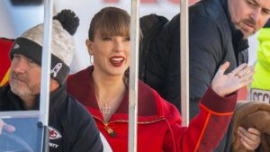 Travis Kelce’s nieces had to break a cute habit when first meeting Taylor Swift