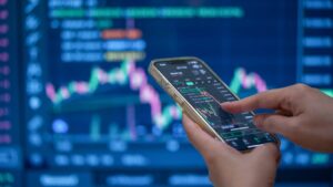 Louis Navellier is buying 3 headline-making stocks, including Google